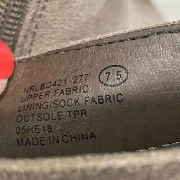 Not Rated Booties  - Picture 2 of 6